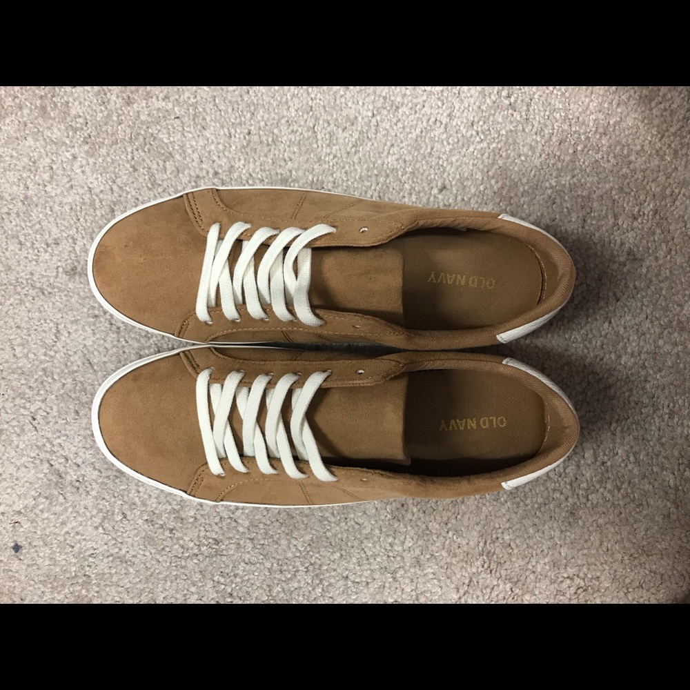 🌟 suede Old Navy sneakers